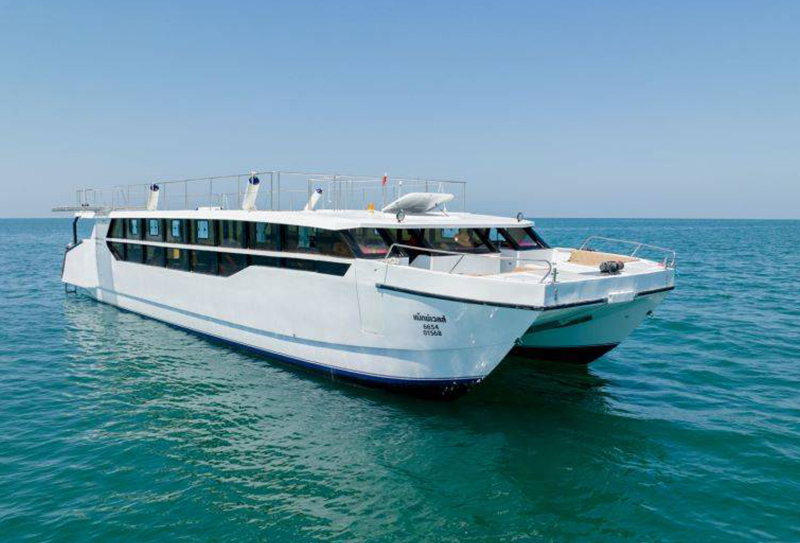 Прогулка на скоростном катамаране к Симиланским о-вам из Пхукета 1